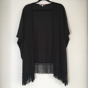 Victoria’s Secret Black Fringe Kimono 100% Viscose